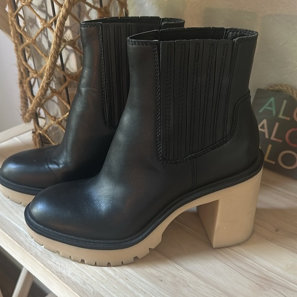 Dolce Vita Caster H2O Booties - Picture 4 of 5